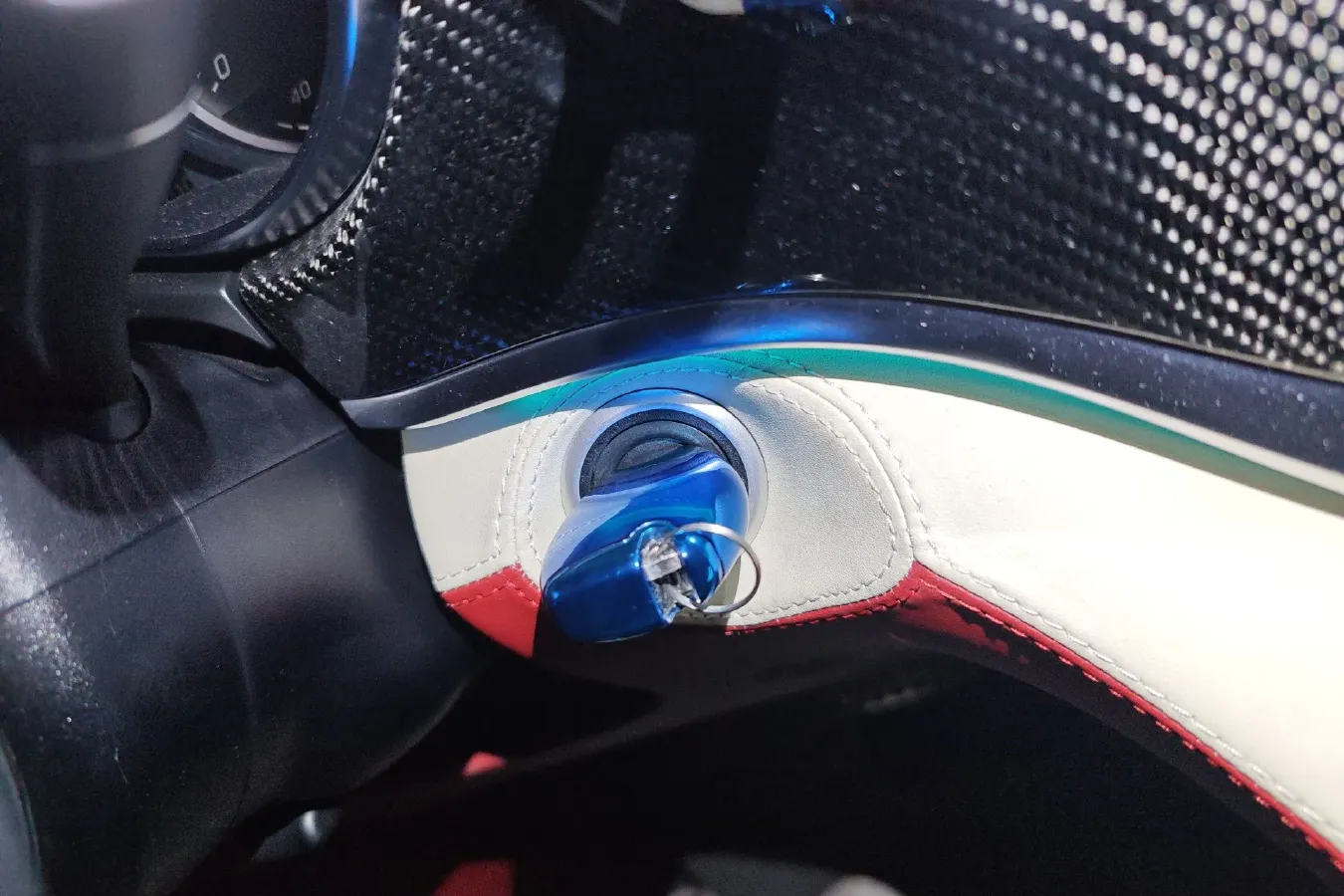 2020 Lorinser LS Series 2.0T 211HP L4 7AT,autocango,china used car exporter,china ev exporter,chinese used car exporter,chinese used ev exporter