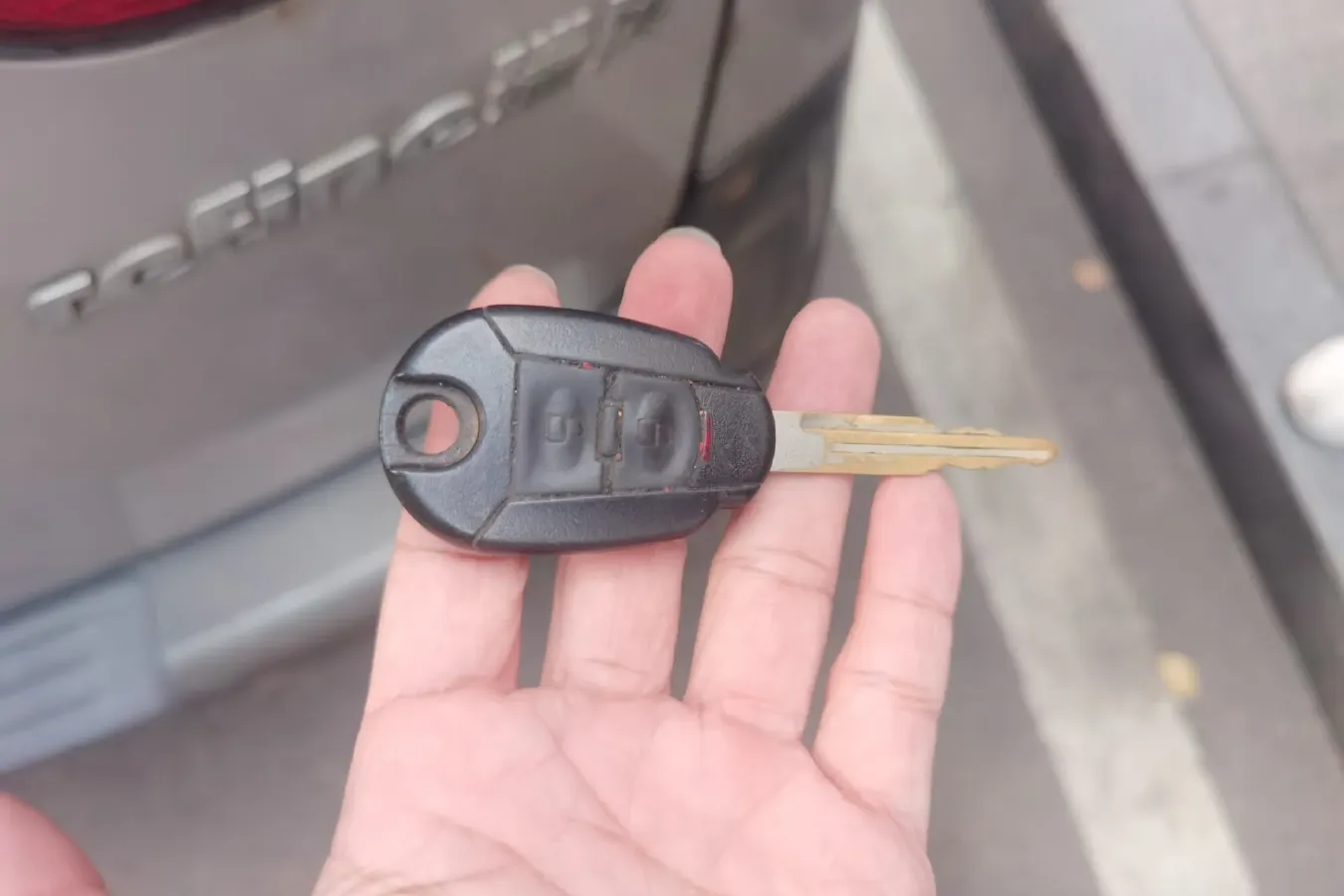 2012 JAC Refine 2.0L 136HP L4 5MT,autocango,china used car exporter,china ev exporter,chinese used car exporter,chinese used ev exporter