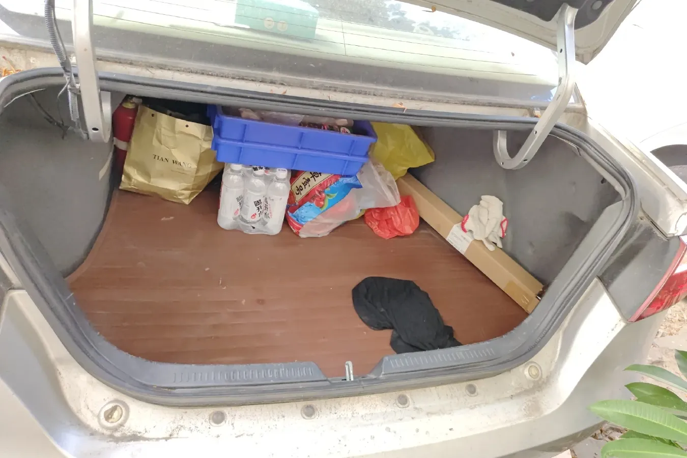 2014 HaiMa Family 1.6L 120HP L4 5MT,autocango,china used car exporter,china ev exporter,chinese used car exporter,chinese used ev exporter