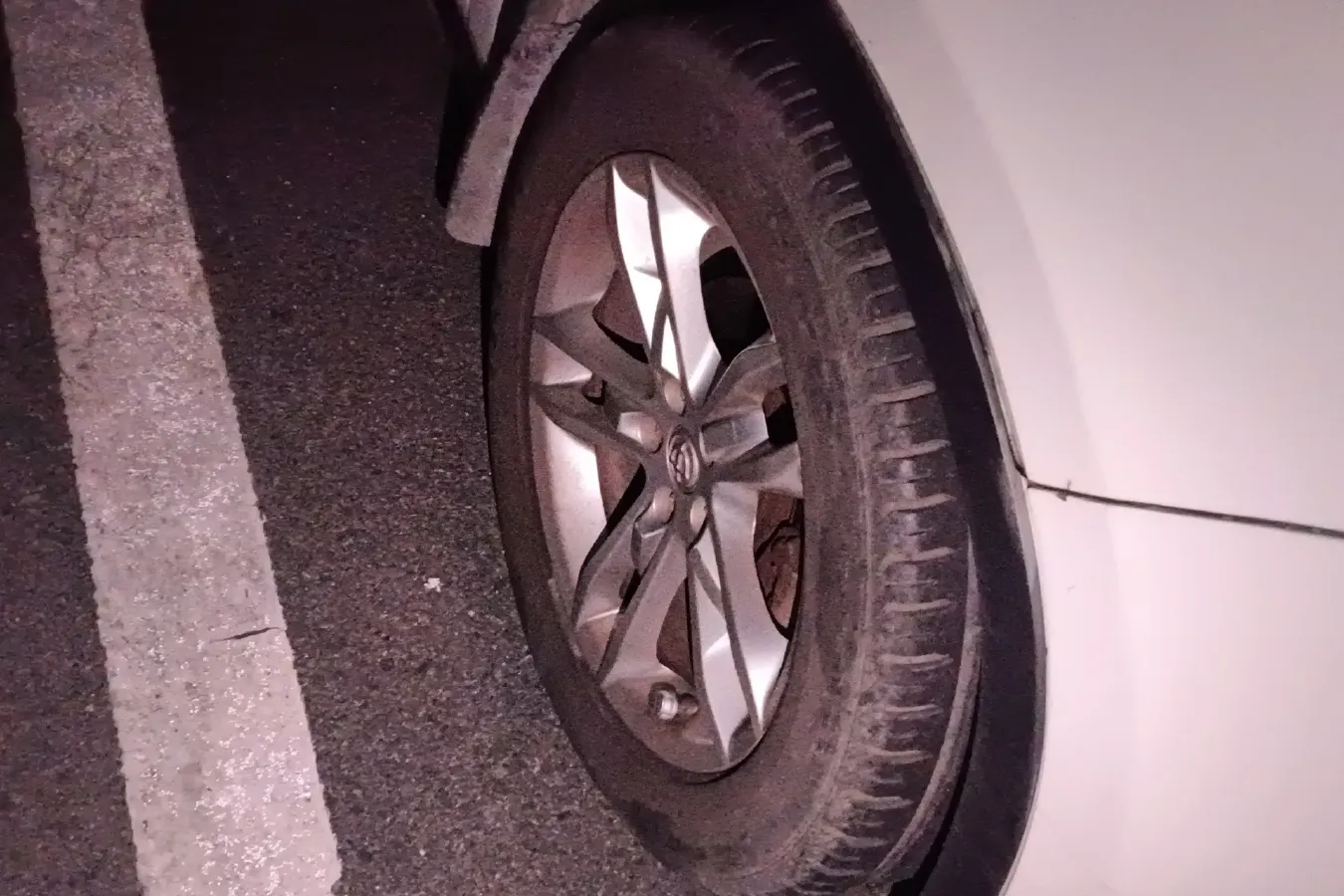 2012 Brilliance Auto V5 1.5T 136HP L4 5MT,autocango,china used car exporter,china ev exporter,chinese used car exporter,chinese used ev exporter