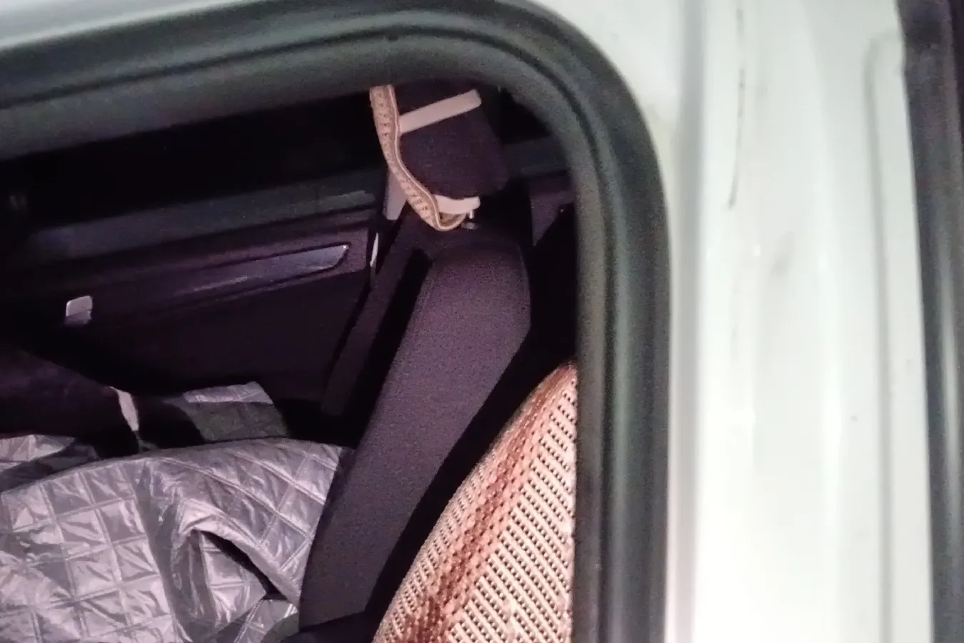 2012 Brilliance Auto V5 1.5T 136HP L4 5MT,autocango,china used car exporter,china ev exporter,chinese used car exporter,chinese used ev exporter