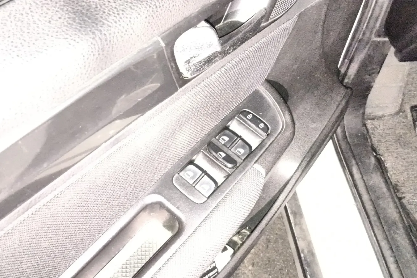 2012 Brilliance Auto V5 1.5T 136HP L4 5MT,autocango,china used car exporter,china ev exporter,chinese used car exporter,chinese used ev exporter