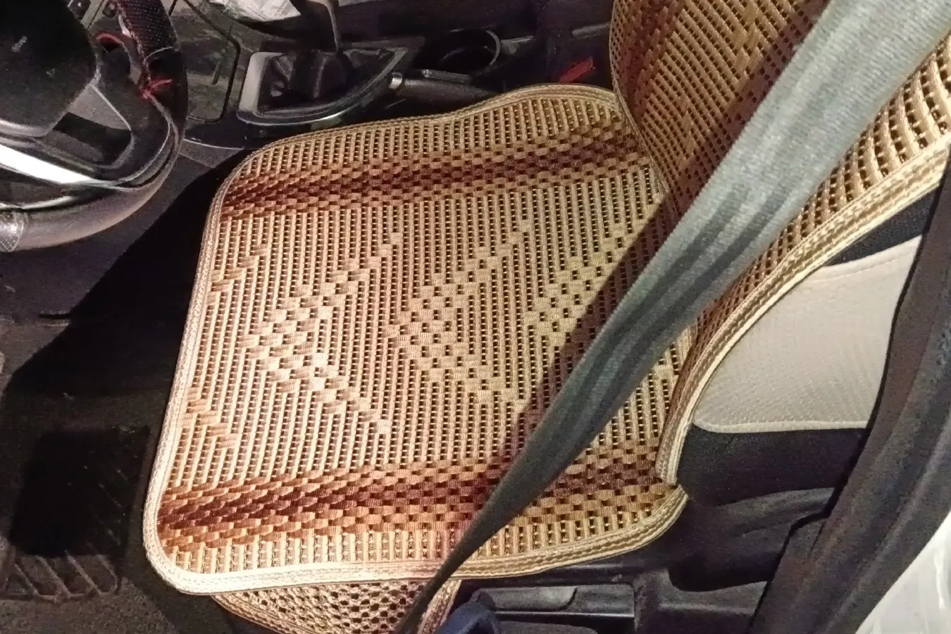 2012 Brilliance Auto V5 1.5T 136HP L4 5MT,autocango,china used car exporter,china ev exporter,chinese used car exporter,chinese used ev exporter