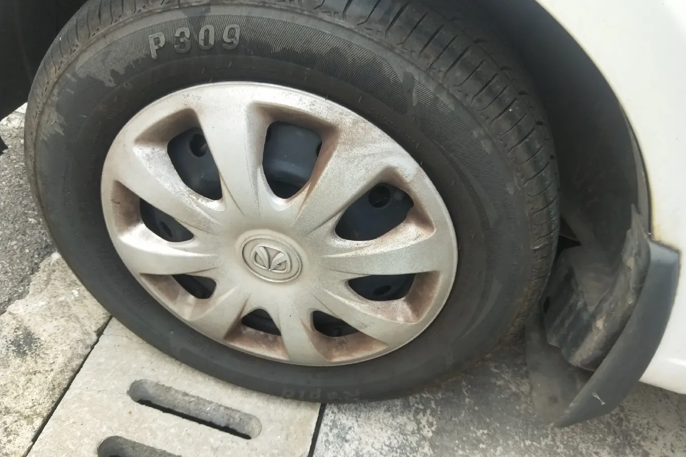 2014 BAIC WeiWang M20 1.5L 102HP L4 5MT,autocango,china used car exporter,china ev exporter,chinese used car exporter,chinese used ev exporter