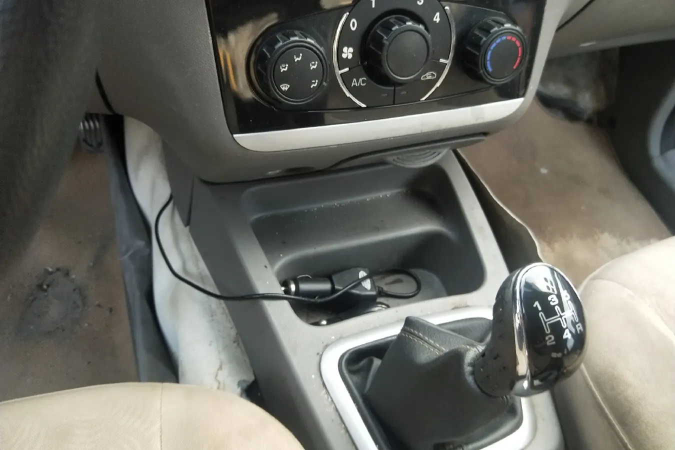 2014 BAIC WeiWang M20 1.5L 102HP L4 5MT,autocango,china used car exporter,china ev exporter,chinese used car exporter,chinese used ev exporter