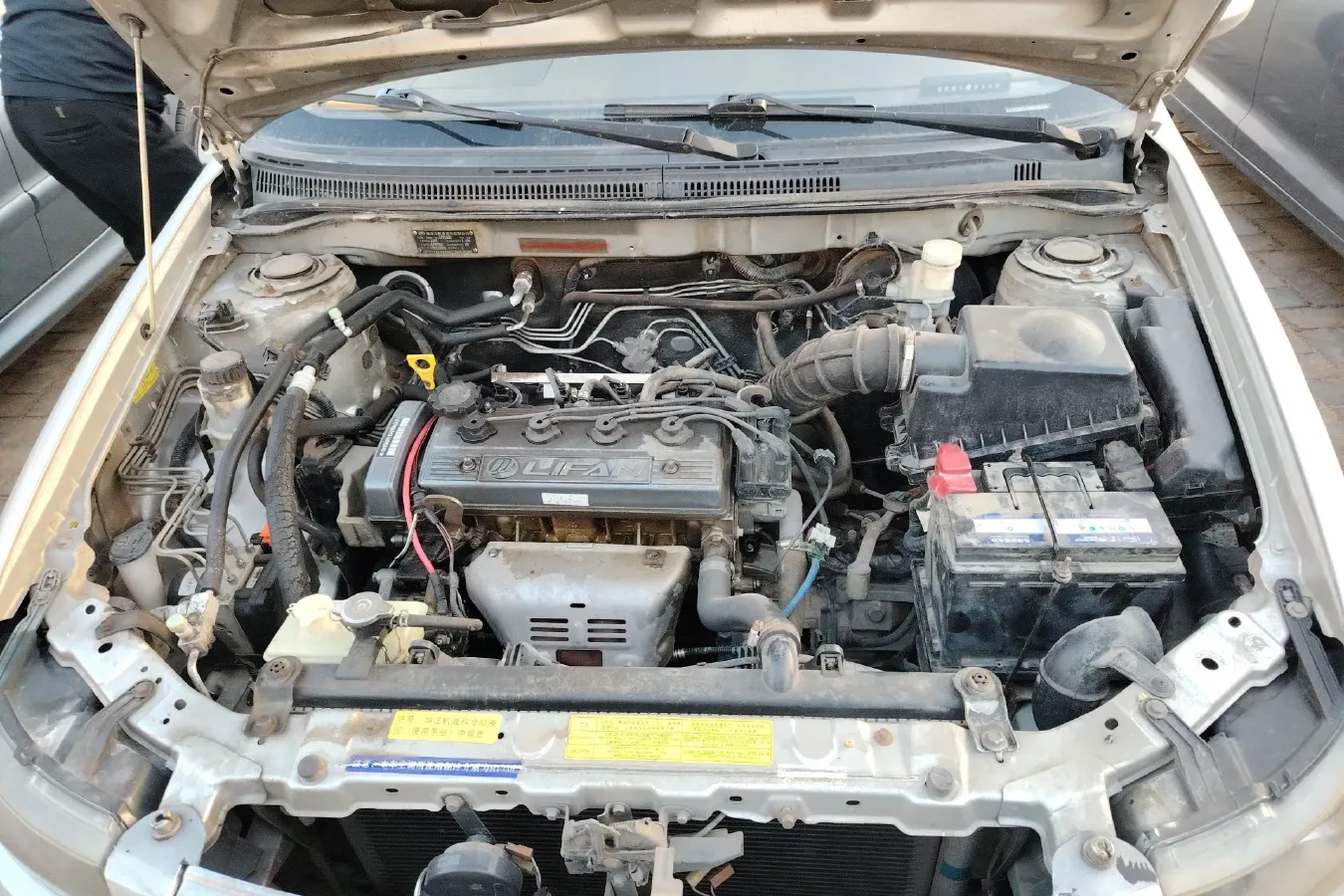 2010 LiFan 620 1.5L 94HP L4 5MT,autocango,china used car exporter,china ev exporter,chinese used car exporter,chinese used ev exporter