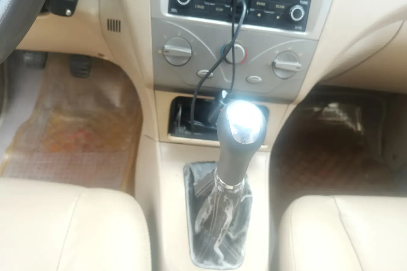 2010 Chery Cowin 3 1.5L 109HP L4 5MT,autocango,china used car exporter,china ev exporter,chinese used car exporter,chinese used ev exporter