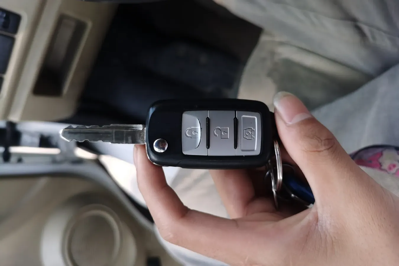 2022 DongFeng DFSK EC36 BEV 41.86KWH,autocango,china used car exporter,china ev exporter,chinese used car exporter,chinese used ev exporter