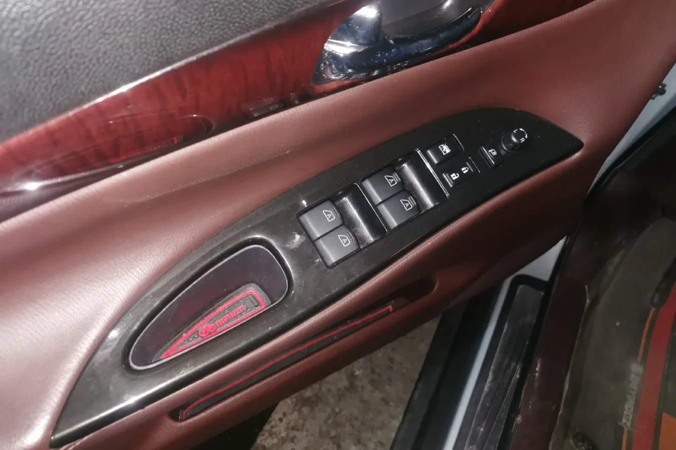 2011 Infiniti EX 2.5L 235HP V6 7AT,autocango,china used car exporter,china ev exporter,chinese used car exporter,chinese used ev exporter