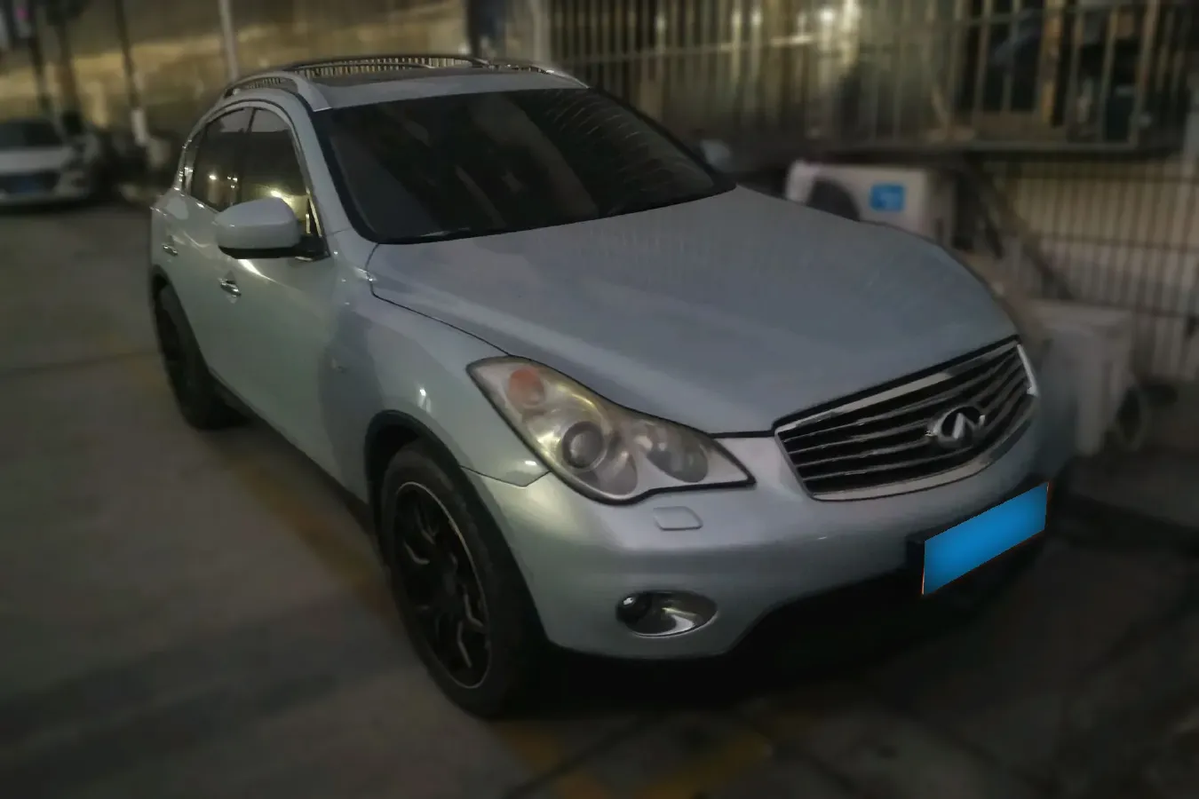 2011 Infiniti EX 2.5L 235HP V6 7AT,autocango,china used car exporter,china ev exporter,chinese used car exporter,chinese used ev exporter