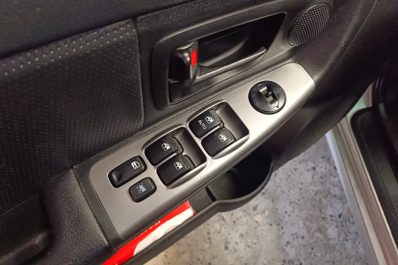 2010 Kia Cerato 1.6L 112HP L4 5MT,autocango,china used car exporter,china ev exporter,chinese used car exporter,chinese used ev exporter