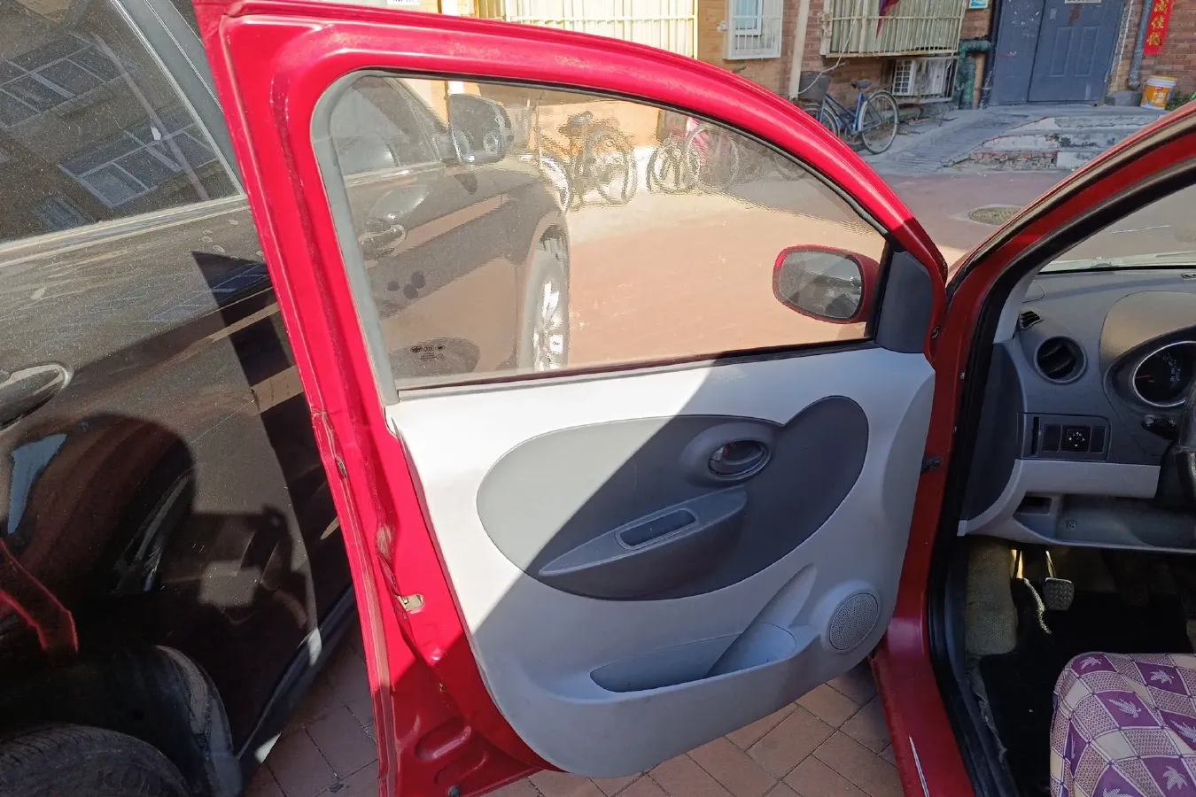 2010 FAW Vita V2 1.3L 91HP L4 5MT,autocango,china used car exporter,china ev exporter,chinese used car exporter,chinese used ev exporter