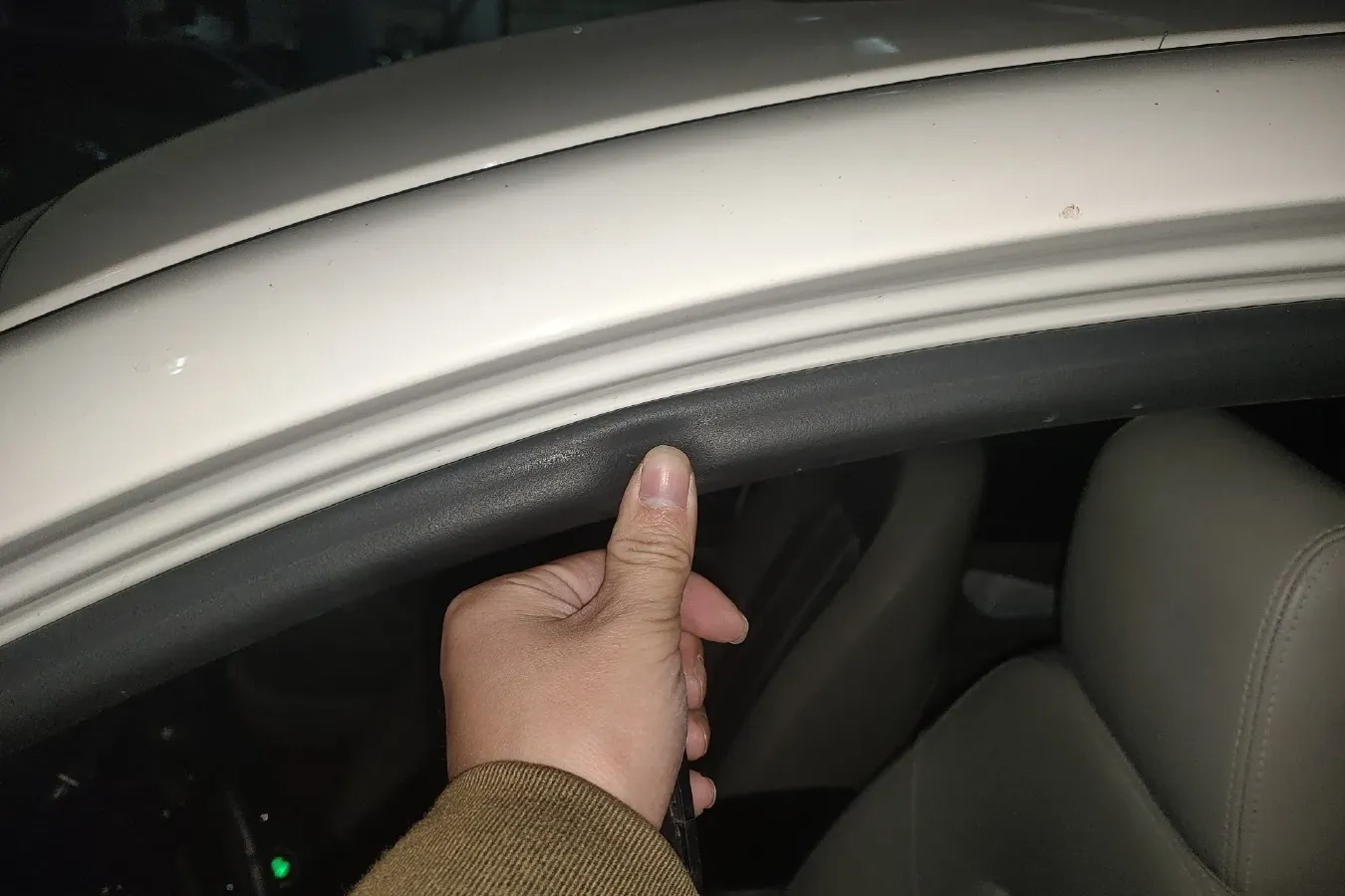 2014 BeiJing Auto Senova D50 1.5L 113HP L4 5MT,autocango,china used car exporter,china ev exporter,chinese used car exporter,chinese used ev exporter