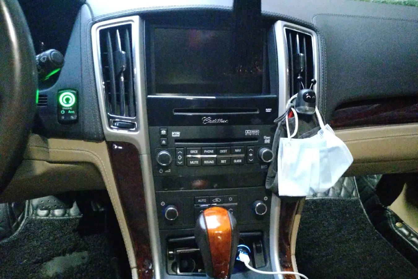 2011 Cadillac SLS 2.0T 262HP L4 6AT,autocango,china used car exporter,china ev exporter,chinese used car exporter,chinese used ev exporter