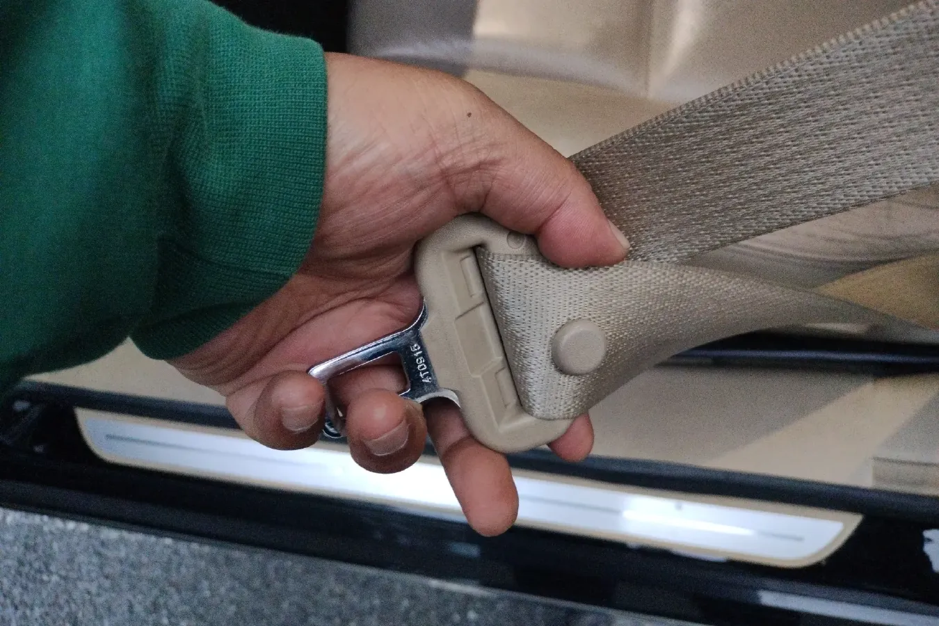 2011 Cadillac SLS 2.0T 262HP L4 6AT,autocango,china used car exporter,china ev exporter,chinese used car exporter,chinese used ev exporter