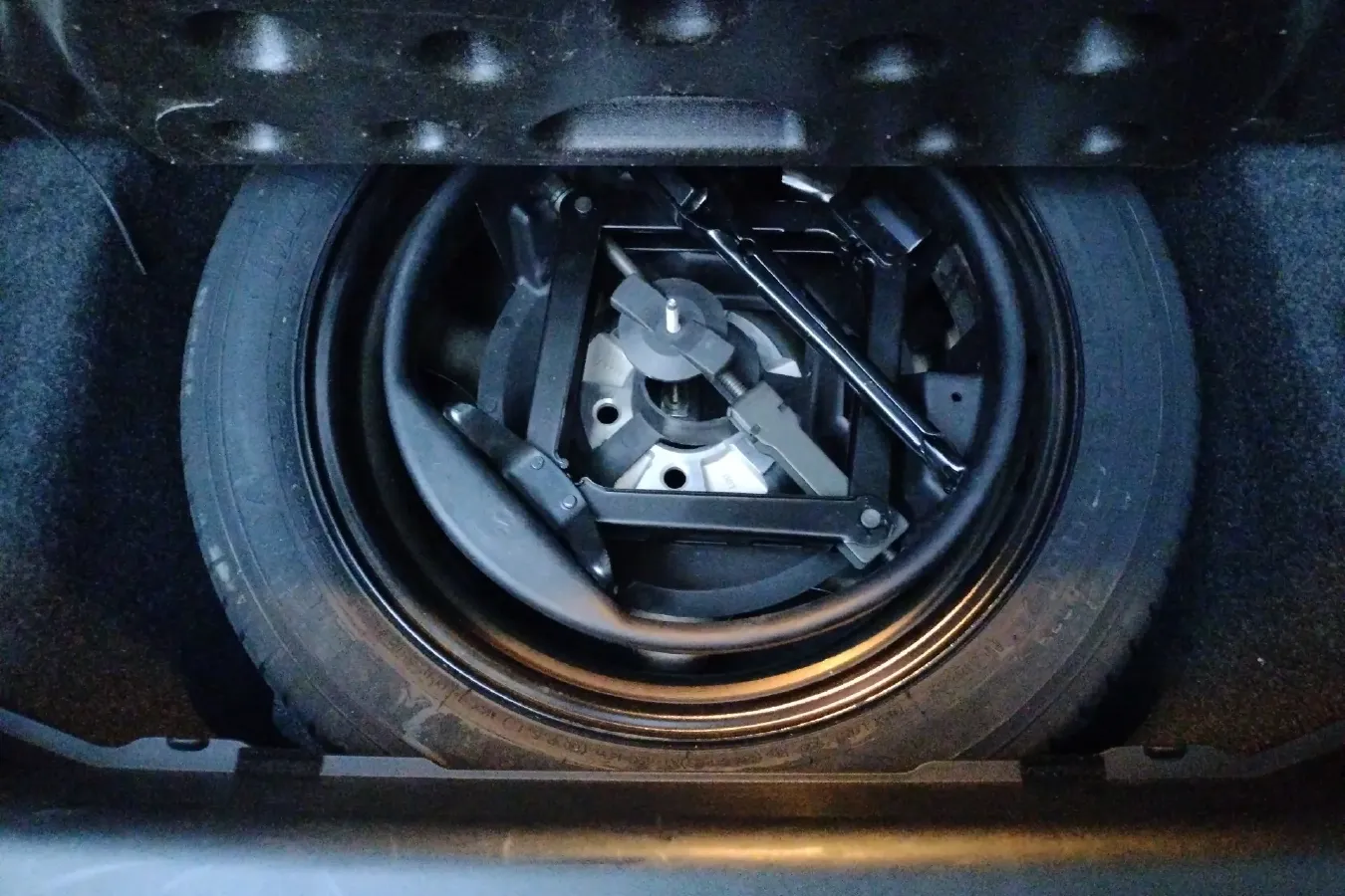 2011 Cadillac SLS 2.0T 262HP L4 6AT,autocango,china used car exporter,china ev exporter,chinese used car exporter,chinese used ev exporter