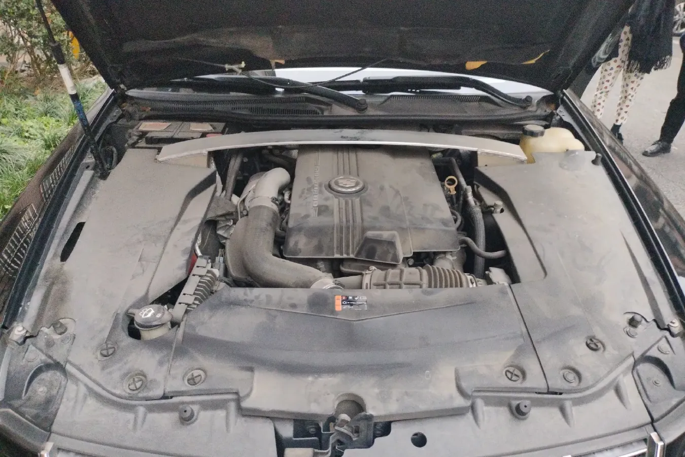 2011 Cadillac SLS 2.0T 262HP L4 6AT,autocango,china used car exporter,china ev exporter,chinese used car exporter,chinese used ev exporter