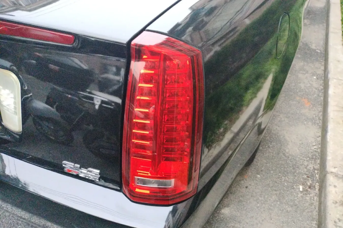 2011 Cadillac SLS 2.0T 262HP L4 6AT,autocango,china used car exporter,china ev exporter,chinese used car exporter,chinese used ev exporter