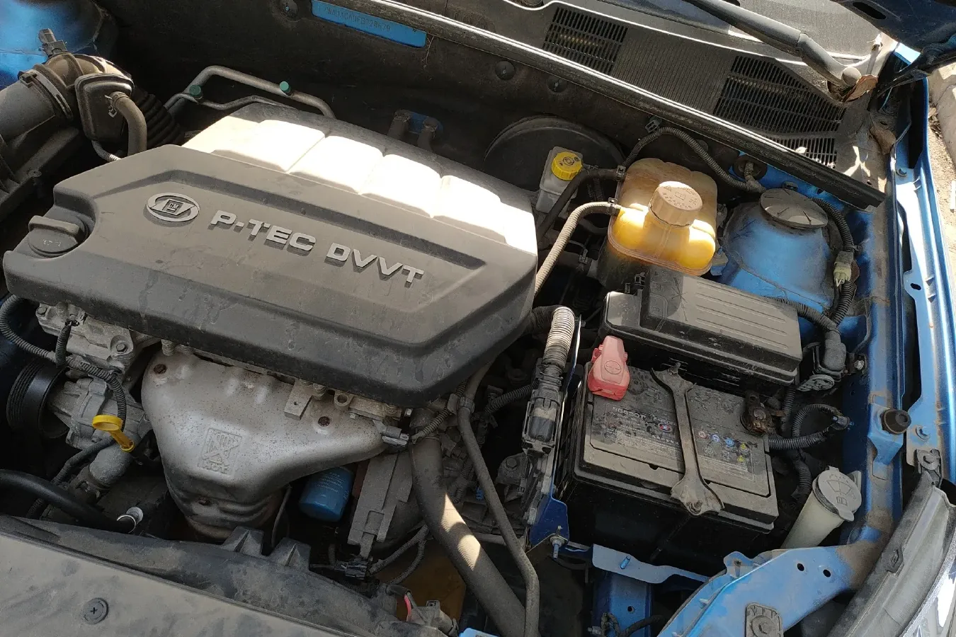 2014 BaoJun 610 1.5L 112HP L4 5MT,autocango,china used car exporter,china ev exporter,chinese used car exporter,chinese used ev exporter