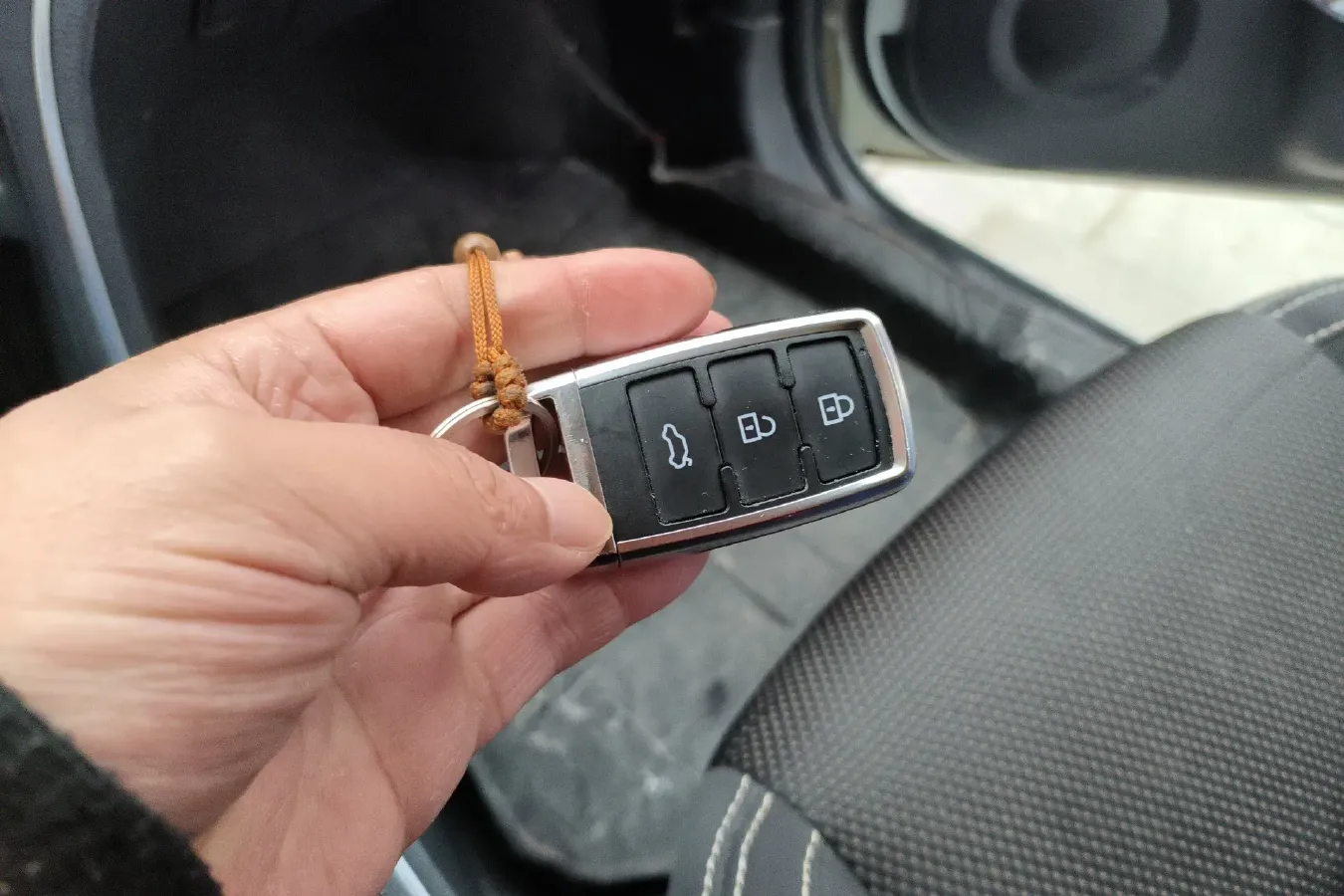 2018 Dearcc EV10 BEV 32.85KWH,autocango,china used car exporter,china ev exporter,chinese used car exporter,chinese used ev exporter