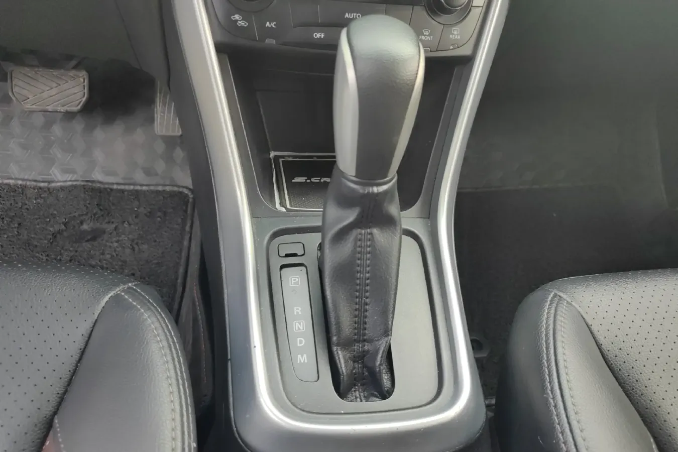 2017 Suzuki SX4 S-Cross 1.6L 122HP L4 CVT,autocango,china used car exporter,china ev exporter,chinese used car exporter,chinese used ev exporter