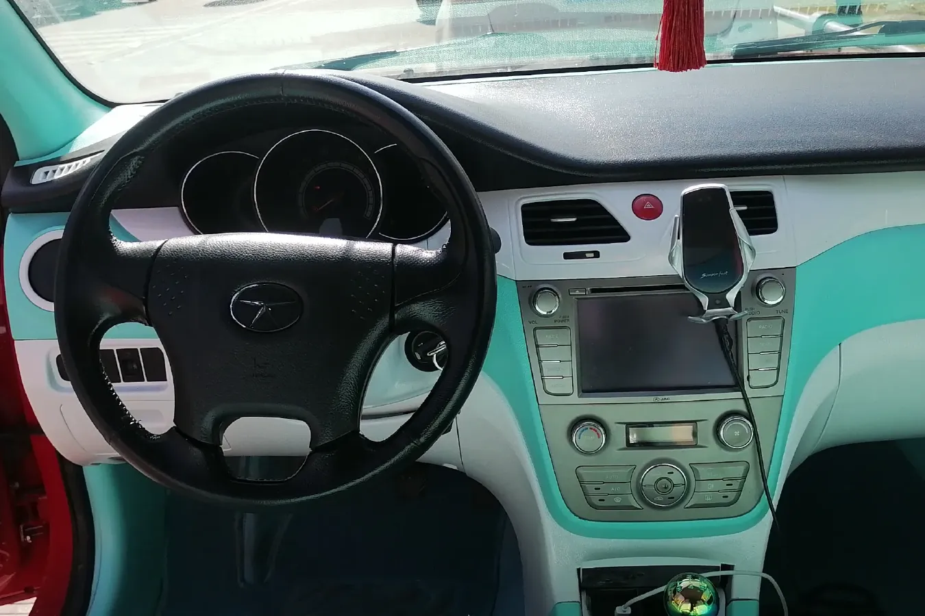 2010 JAC HeYue 1.5L 103HP L4 5MT,autocango,china used car exporter,china ev exporter,chinese used car exporter,chinese used ev exporter