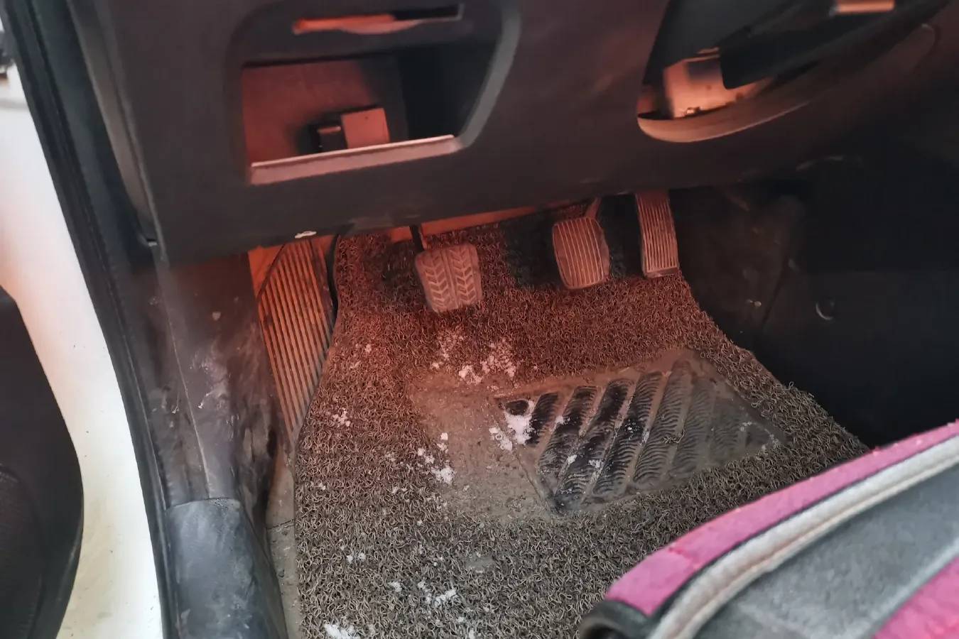 2013 HaiMa S7 2.0L 150HP L4 5MT,autocango,china used car exporter,china ev exporter,chinese used car exporter,chinese used ev exporter