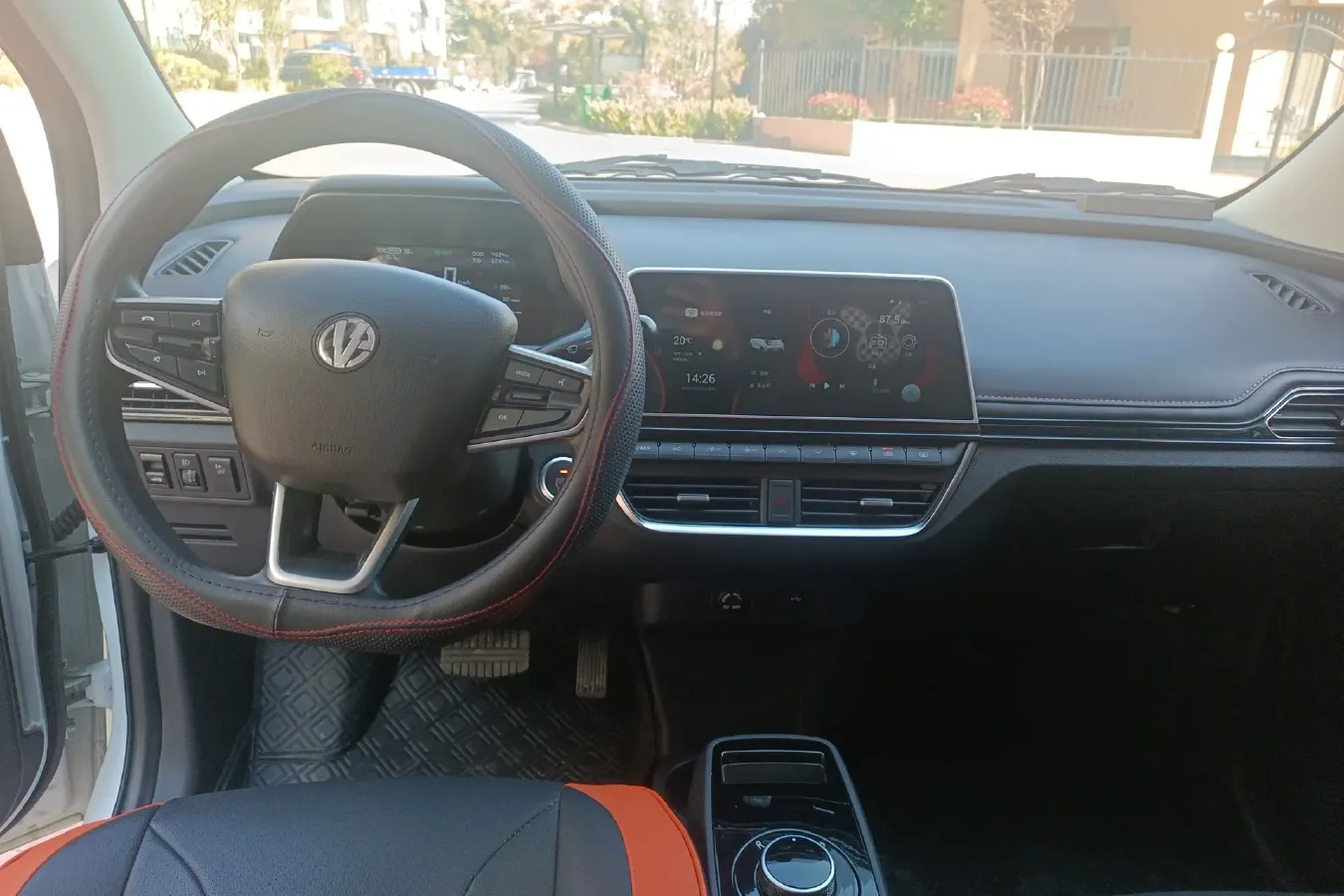 2021 EV House YOUNG BEV 38.54KWH,autocango,china used car exporter,china ev exporter,chinese used car exporter,chinese used ev exporter