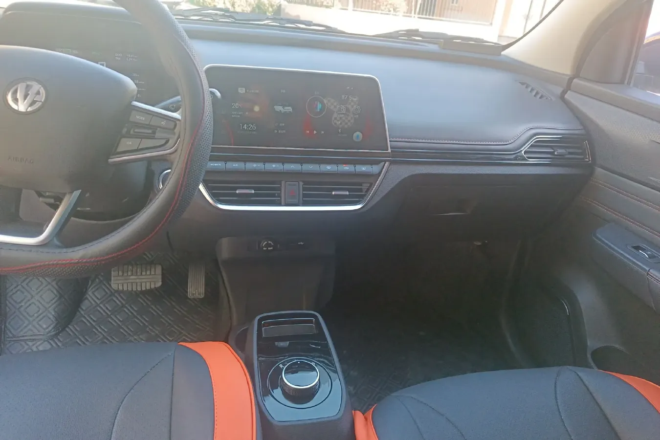 2021 EV House YOUNG BEV 38.54KWH,autocango,china used car exporter,china ev exporter,chinese used car exporter,chinese used ev exporter