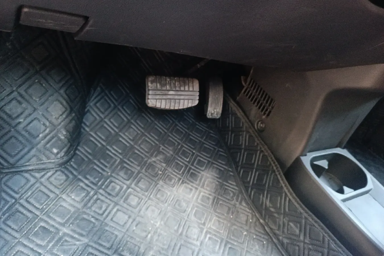 2021 EV House YOUNG BEV 38.54KWH,autocango,china used car exporter,china ev exporter,chinese used car exporter,chinese used ev exporter