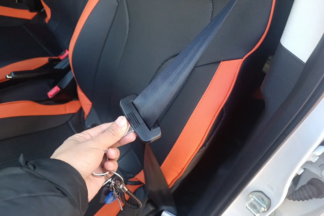 2021 EV House YOUNG BEV 38.54KWH,autocango,china used car exporter,china ev exporter,chinese used car exporter,chinese used ev exporter