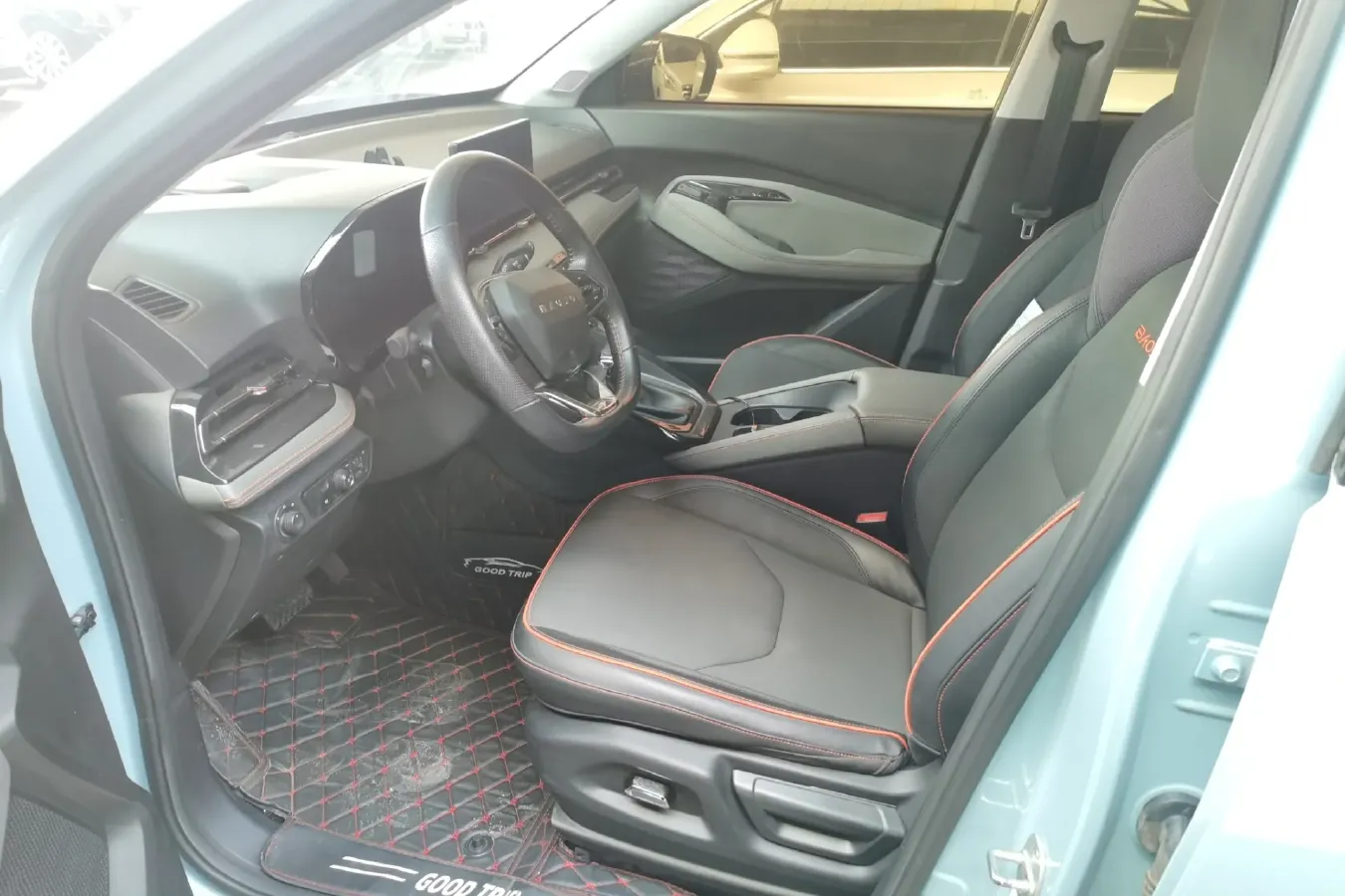 2020 BaoJun RS-3 1.5L 105HP L4 CVT,autocango,china used car exporter,china ev exporter,chinese used car exporter,chinese used ev exporter