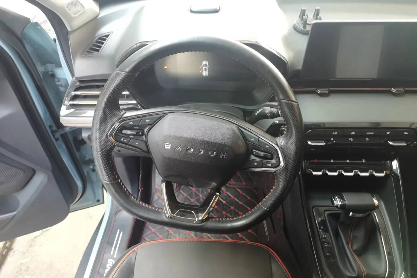 2020 BaoJun RS-3 1.5L 105HP L4 CVT,autocango,china used car exporter,china ev exporter,chinese used car exporter,chinese used ev exporter