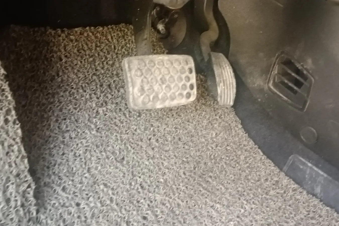 2011 Fiat Bravo 1.4T 120HP L4 6AMT,autocango,china used car exporter,china ev exporter,chinese used car exporter,chinese used ev exporter