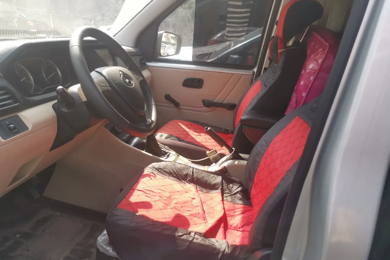 2022 ChangAn KuaYue KuaYueXing V3 1.5L 107HP L4 5MT,autocango,china used car exporter,china ev exporter,chinese used car exporter,chinese used ev exporter