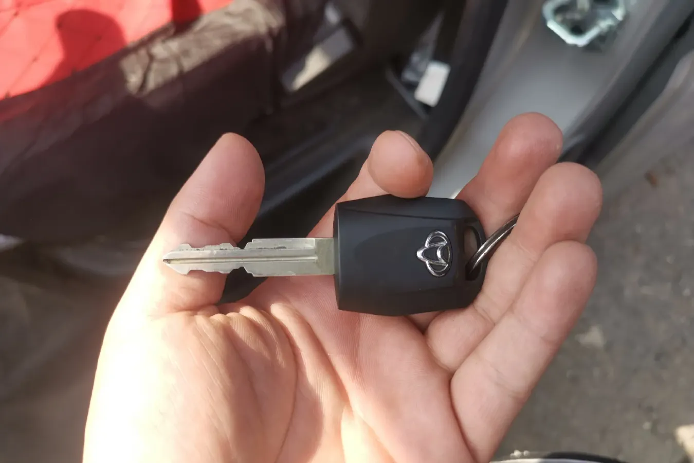 2022 ChangAn KuaYue KuaYueXing V3 1.5L 107HP L4 5MT,autocango,china used car exporter,china ev exporter,chinese used car exporter,chinese used ev exporter