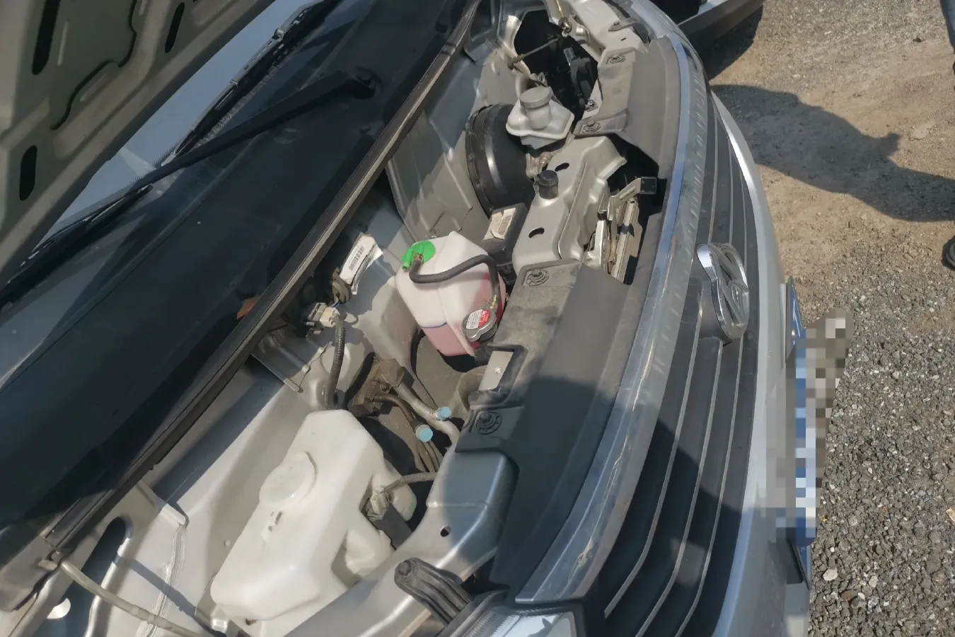 2022 ChangAn KuaYue KuaYueXing V3 1.5L 107HP L4 5MT,autocango,china used car exporter,china ev exporter,chinese used car exporter,chinese used ev exporter