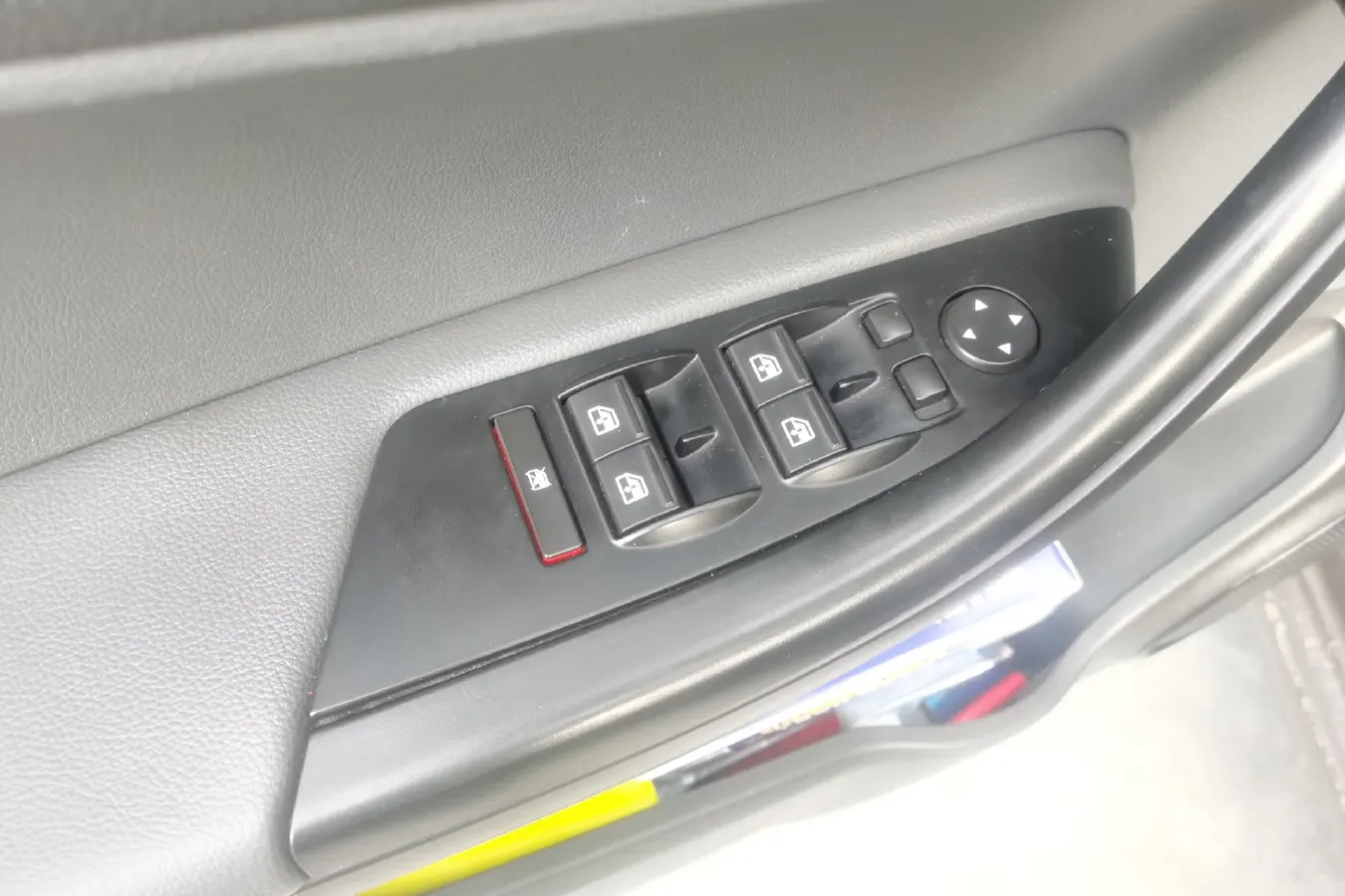 2016 Qoros 3 1.6T 156HP L4 6DCT,autocango,china used car exporter,china ev exporter,chinese used car exporter,chinese used ev exporter