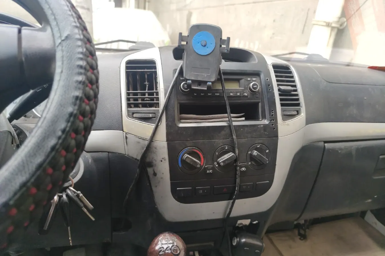 2015 KingLong JinWei 2.0L 102HP L4 5MT,autocango,china used car exporter,china ev exporter,chinese used car exporter,chinese used ev exporter