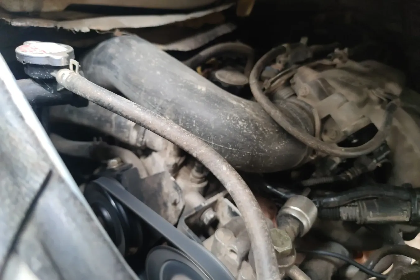 2015 KingLong JinWei 2.0L 102HP L4 5MT,autocango,china used car exporter,china ev exporter,chinese used car exporter,chinese used ev exporter