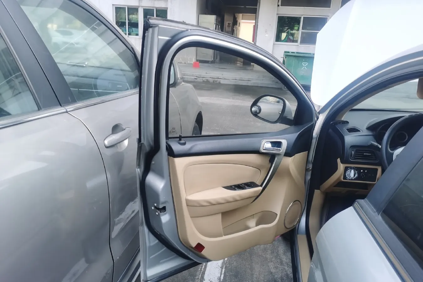 2010 Chery A3 1.6L 126HP L4 5MT,autocango,china used car exporter,china ev exporter,chinese used car exporter,chinese used ev exporter