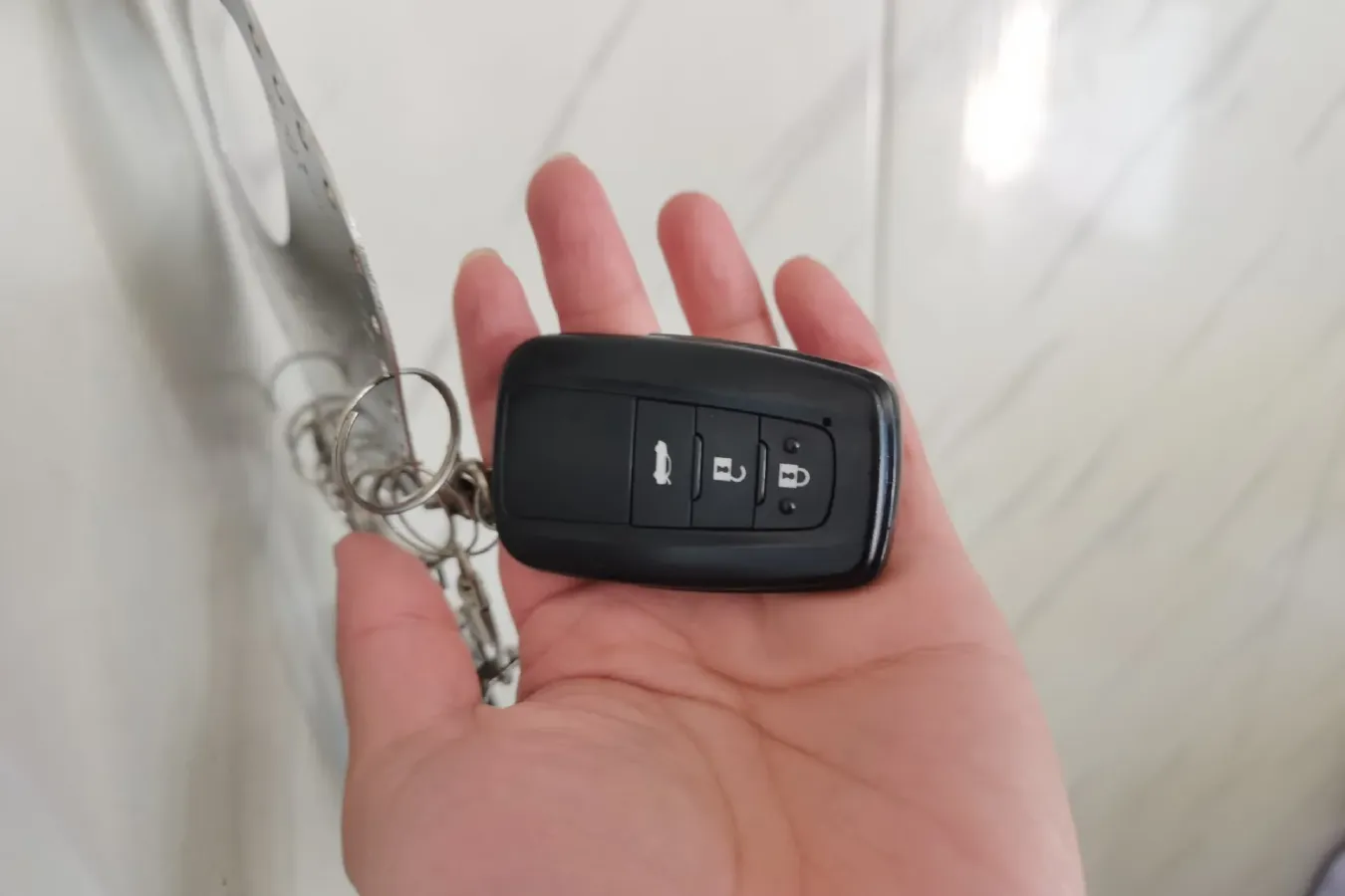 2015 Luxgen 6 SUV 1.8T 180HP L4 6AT,autocango,china used car exporter,china ev exporter,chinese used car exporter,chinese used ev exporter