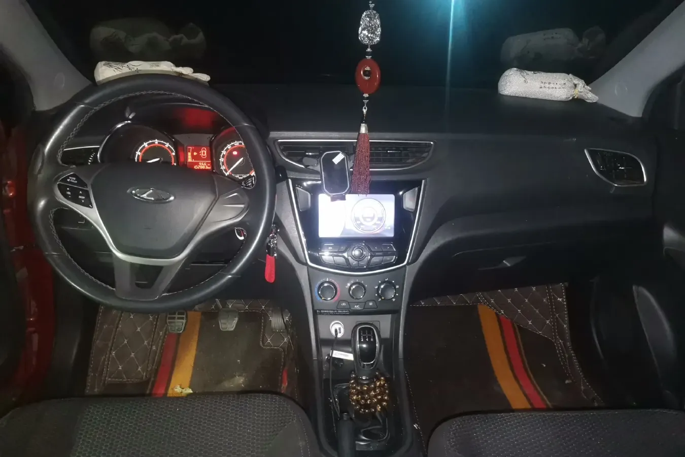 2015 Chery Arrizo 3 1.5L 109HP L4 5MT,autocango,china used car exporter,china ev exporter,chinese used car exporter,chinese used ev exporter