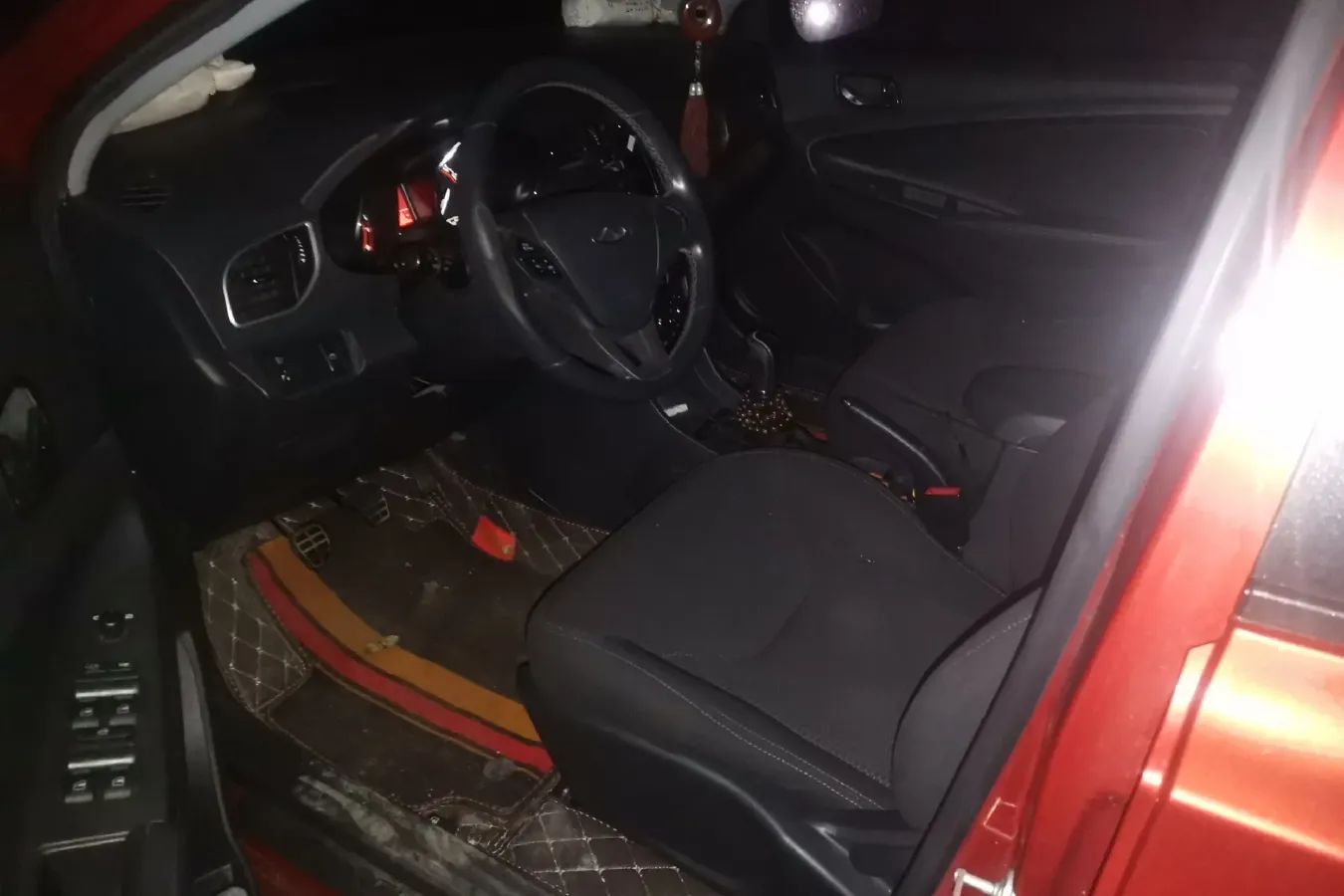 2015 Chery Arrizo 3 1.5L 109HP L4 5MT,autocango,china used car exporter,china ev exporter,chinese used car exporter,chinese used ev exporter