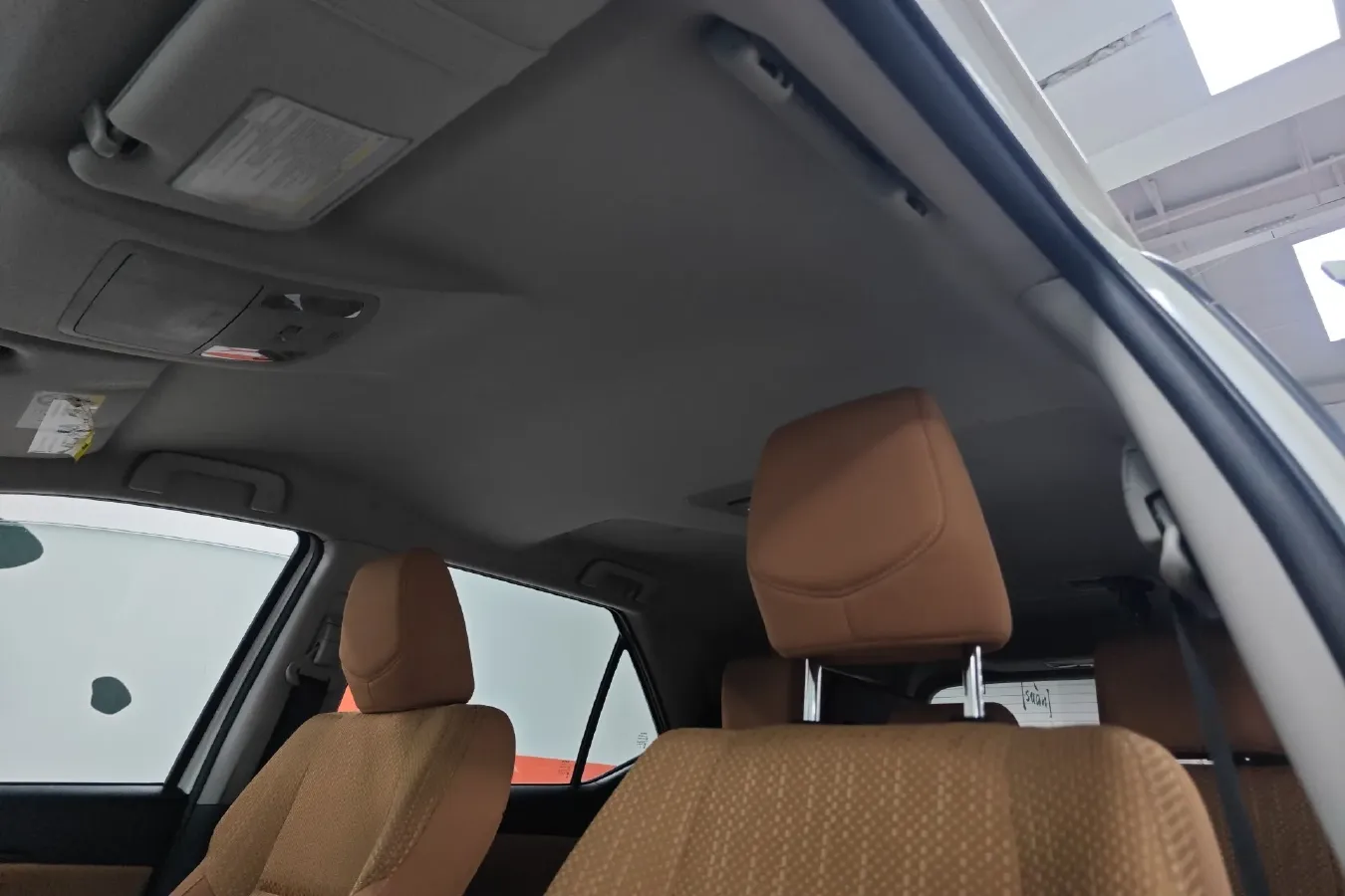 2016 Toyota Fortuner 2.7L 163HP L4 6AT,autocango,china used car exporter,china ev exporter,chinese used car exporter,chinese used ev exporter