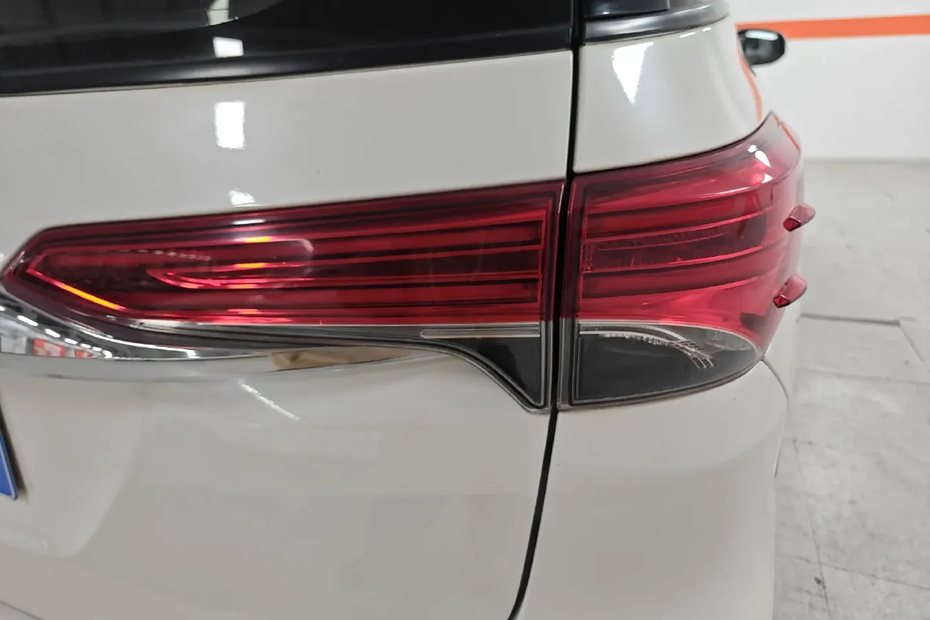 2016 Toyota Fortuner 2.7L 163HP L4 6AT,autocango,china used car exporter,china ev exporter,chinese used car exporter,chinese used ev exporter