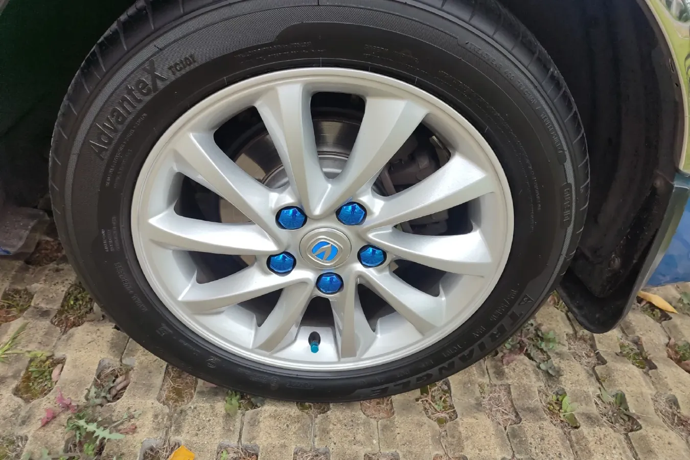 2015 ChangAn Alsvin V7 1.6L 124HP L4 5MT,autocango,china used car exporter,china ev exporter,chinese used car exporter,chinese used ev exporter