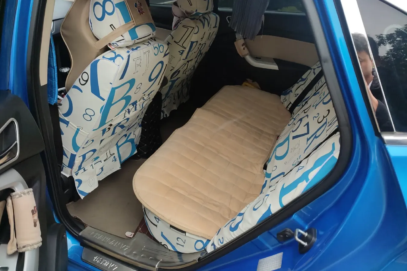 2015 ChangAn Alsvin V7 1.6L 124HP L4 5MT,autocango,china used car exporter,china ev exporter,chinese used car exporter,chinese used ev exporter