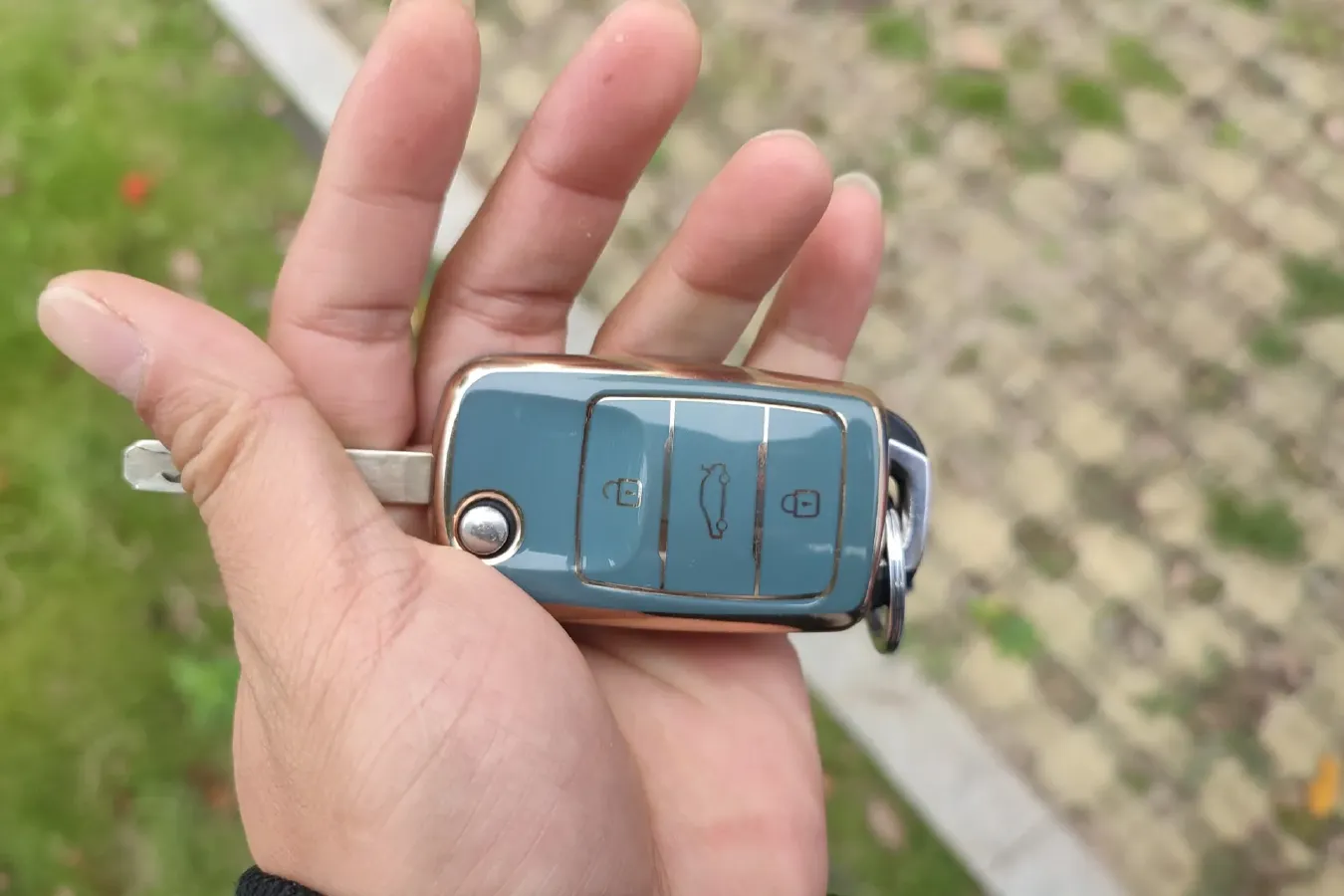 2015 ChangAn Alsvin V7 1.6L 124HP L4 5MT,autocango,china used car exporter,china ev exporter,chinese used car exporter,chinese used ev exporter