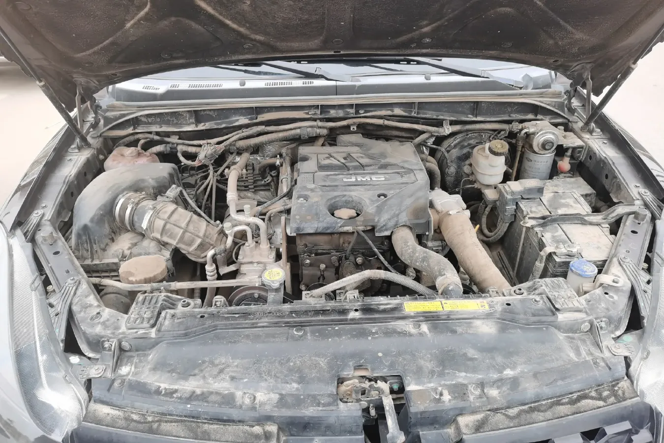 2018 JMC YuHu 3 2.5T 125HP L4 5MT,autocango,china used car exporter,china ev exporter,chinese used car exporter,chinese used ev exporter